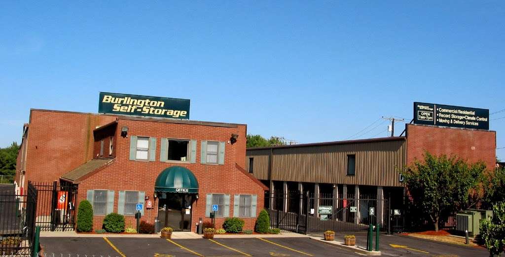 Burlington Self Storage | 35 Ray Ave, Burlington, MA 01803, USA | Phone: (781) 819-5648