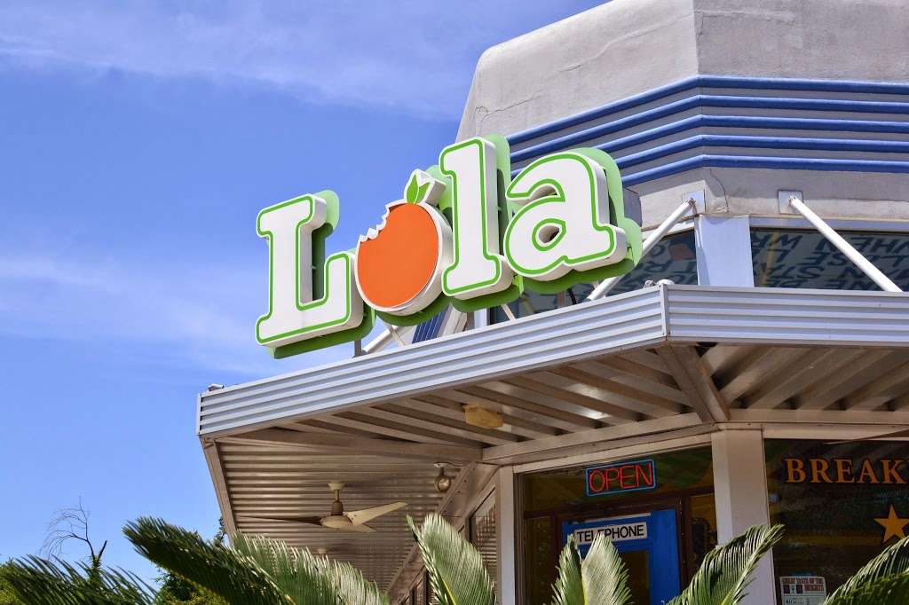 Lola | 1102 Yale St, Houston, TX 77008, USA | Phone: (713) 426-5652