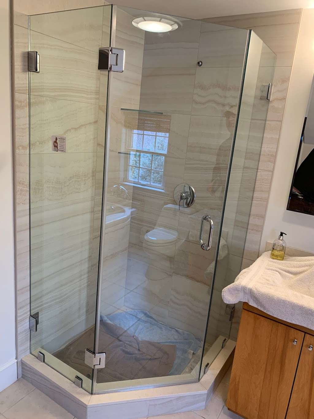 Northern Glass LLC | 29 Hayward St, Ipswich, MA 01938, USA | Phone: (978) 356-7942