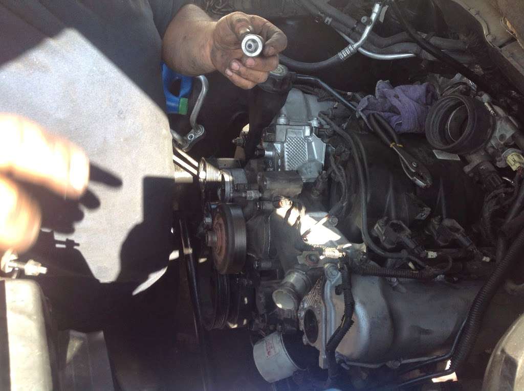 PINEDA AUTO REPAIRS Inc | 4365 Huntington Dr S, Los Angeles, CA 90032, USA | Phone: (323) 441-0415