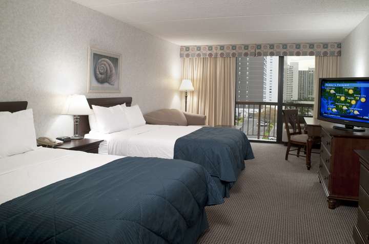 Clarion Resort Fontainebleau Hotel - Oceanfront | 10100 Coastal Hwy, Ocean City, MD 21842, USA | Phone: (410) 524-3535