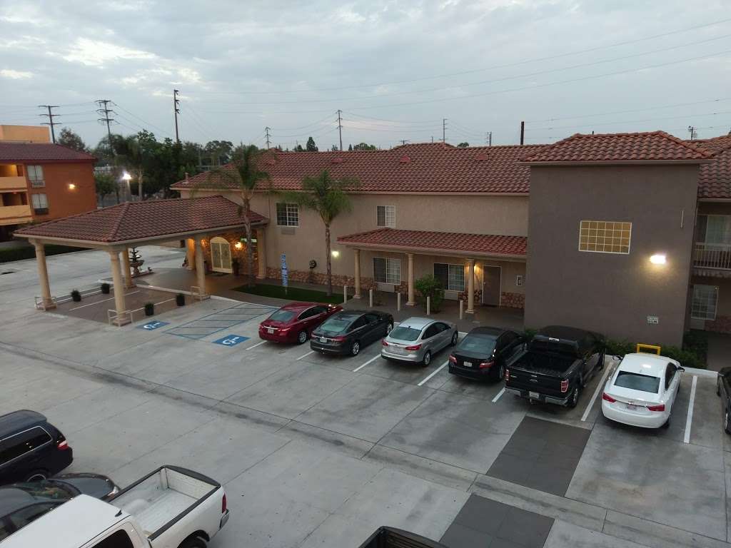 GuestHouse Pico Rivera Downey | 8455 Telegraph Rd, Pico Rivera, CA 90660, USA | Phone: (562) 364-5002