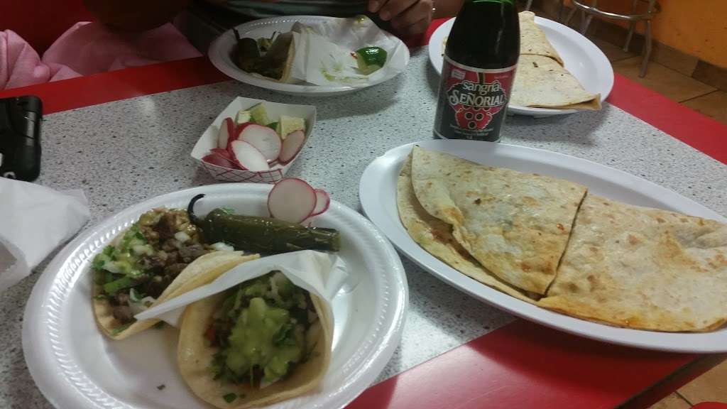 TACOS ON WHEELS | 299 S 10th St, Kansas City, KS 66102, USA | Phone: (913) 371-4444