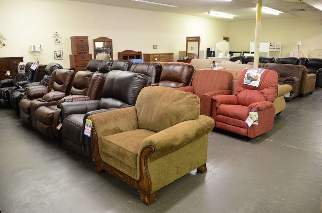 Engstrom Home Furniture | 2435 Monroe St, La Porte, IN 46350, USA | Phone: (219) 325-1500