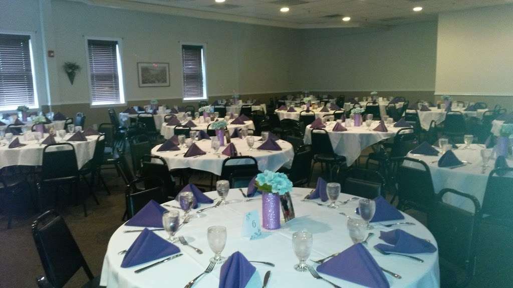Tavern On The Lake | 101 N Main St, Hightstown, NJ 08520, USA | Phone: (609) 426-9345