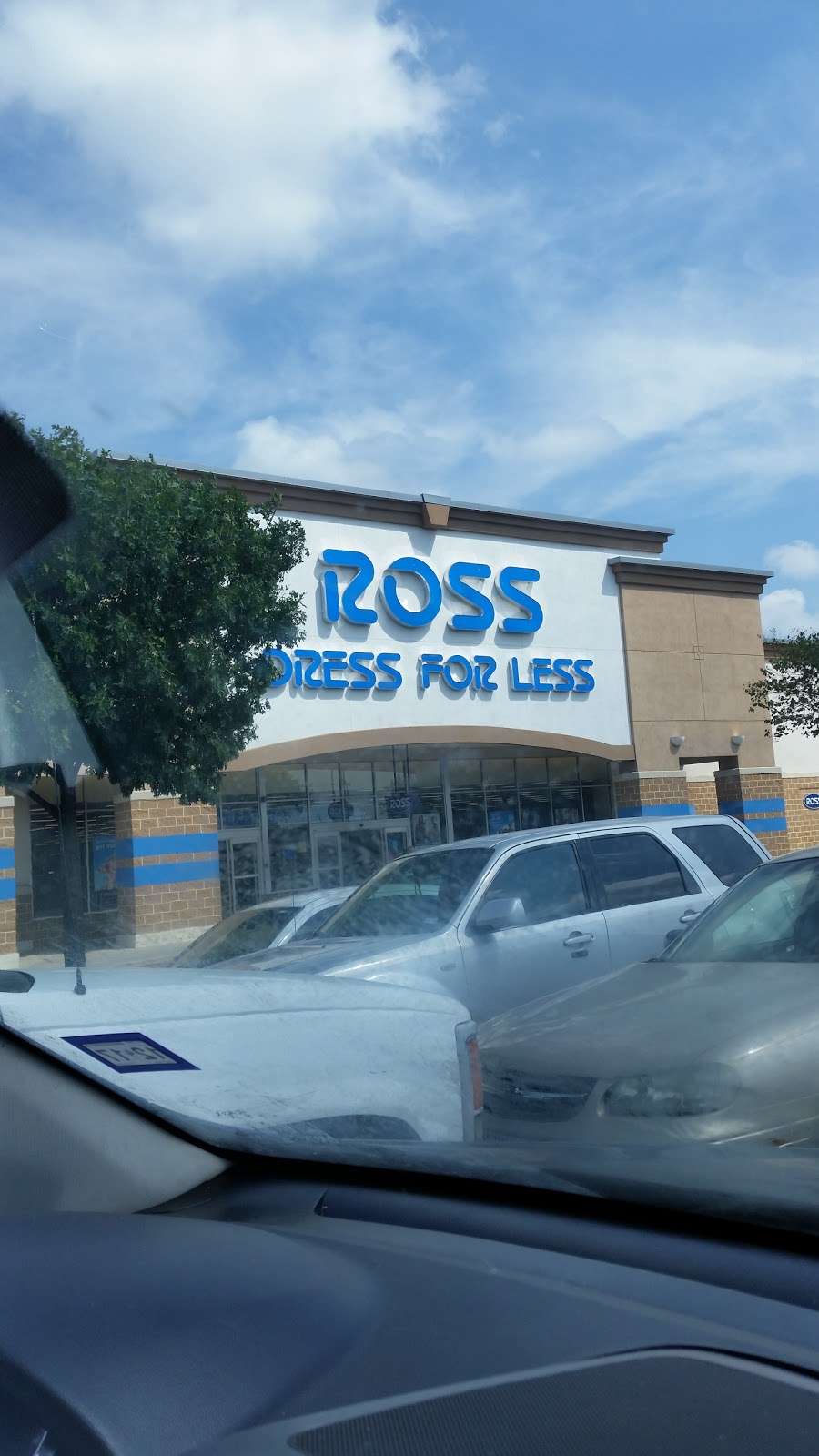 Ross Dress for Less | 3143 SE Military Dr, San Antonio, TX 78223, USA | Phone: (210) 337-6816