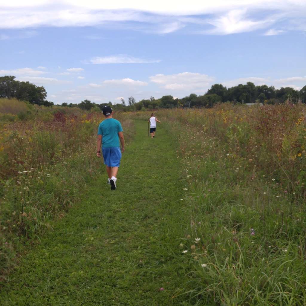 Elizabeth Lake Nature Trail | 11053-11367 Lakeview Rd, Richmond, IL 60071