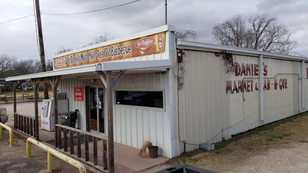 Daniels Meat Market | 1413, 1402 N Market Loop, Baytown, TX 77521, USA | Phone: (281) 424-8612