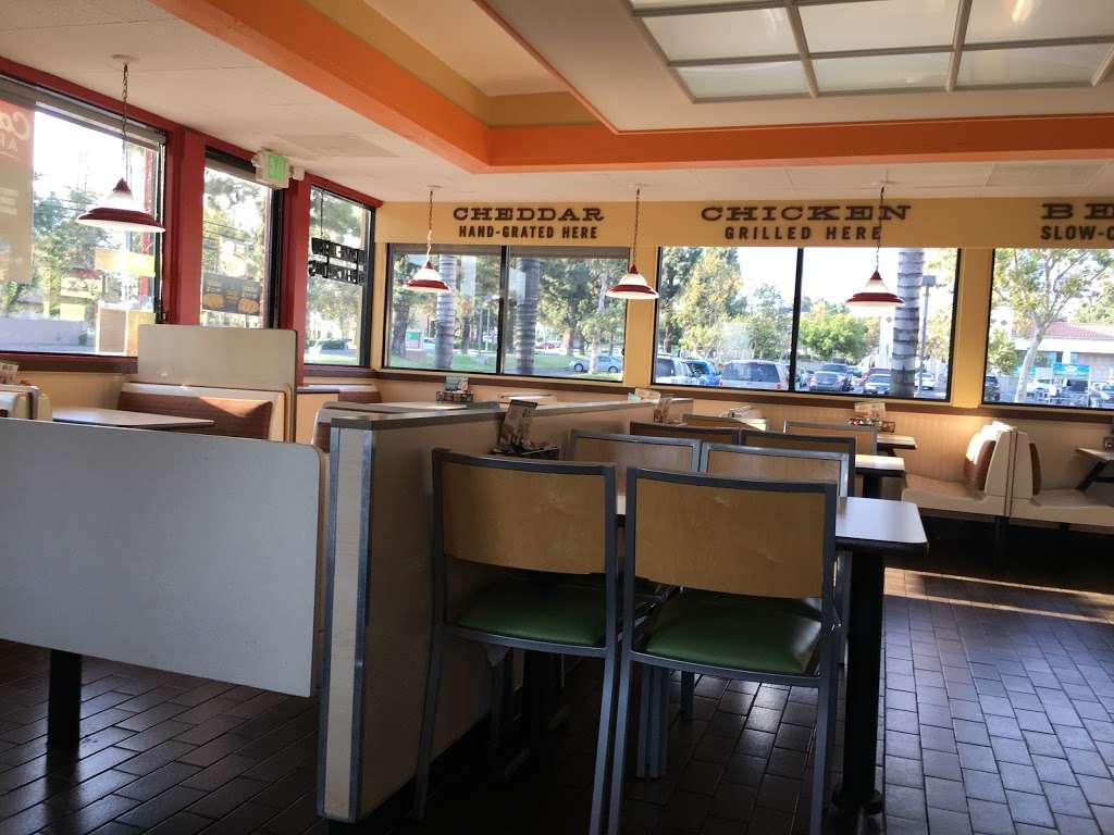 Del Taco | 6799 Carnelian St, Rancho Cucamonga, CA 91701 | Phone: (909) 980-1644