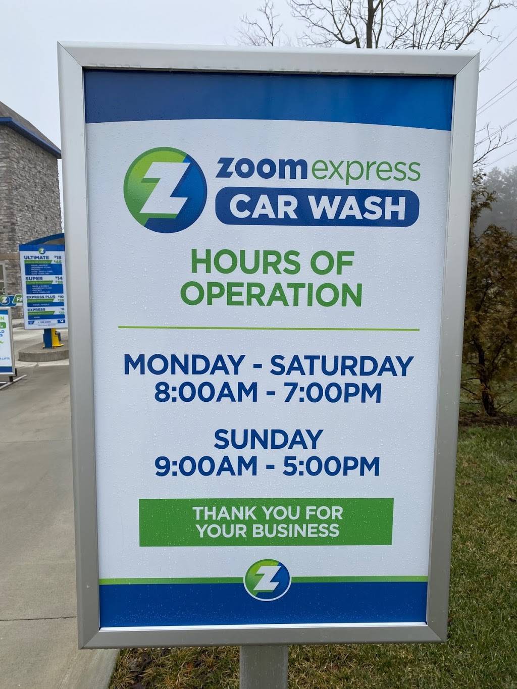 Zoom express car wash | 14755 Snow Rd, Brook Park, OH 44142, USA | Phone: (216) 785-9983