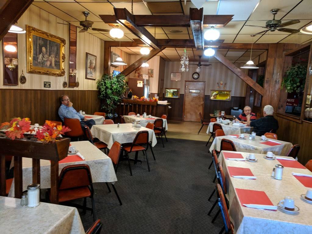 Krakus Restaurant | 12900 Joseph Campau Ave, Detroit, MI 48212, USA | Phone: (313) 368-4848