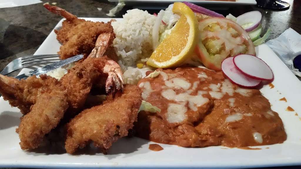 Mariscos Uruapan | 16034 Arrow Hwy, Irwindale, CA 91706, USA | Phone: (626) 338-1550