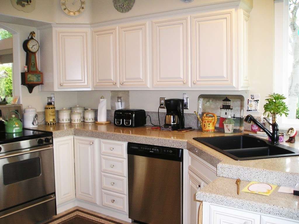 Boyars Kitchen Cabinets | 7020 Carroll Rd, San Diego, CA 92121, USA | Phone: (800) 300-3997