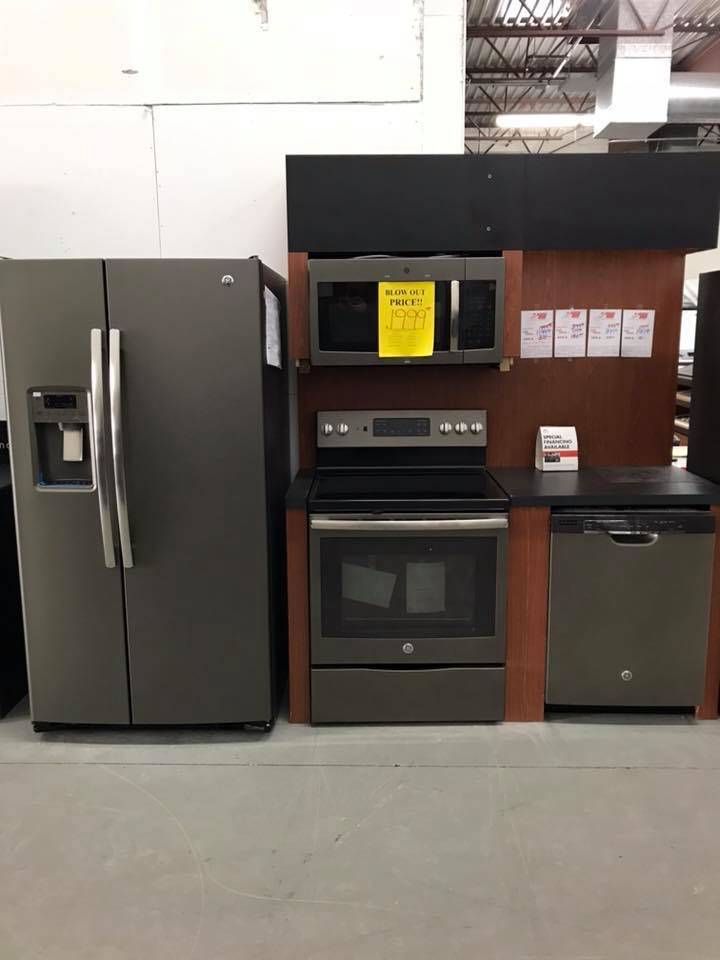 Appliance Outlet Center | 7073 Shady Oak Rd, Eden Prairie, MN 55344, USA | Phone: (952) 975-6090