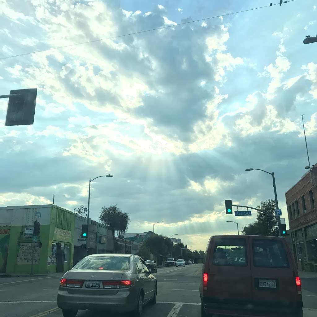 Mexico auto glass & upholstery | 600 N Mission Rd, Los Angeles, CA 90033, USA | Phone: (323) 707-9023