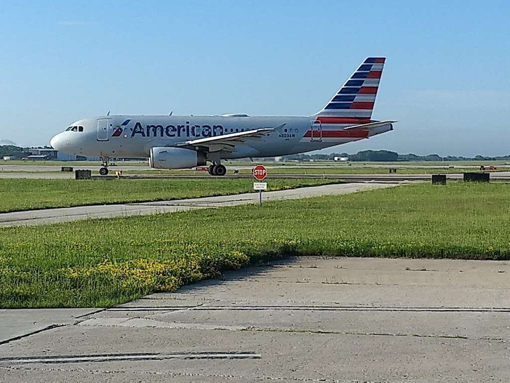 Mitchell Airport Park | 4446 S Logan Ave, Milwaukee, WI 53207, USA | Phone: (414) 257-7275