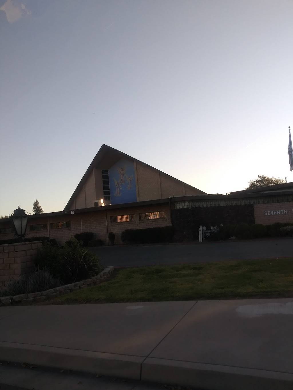 Sacramento Central Seventh-day Adventist Church | 6045 Camellia Ave, Sacramento, CA 95819, USA | Phone: (916) 457-6511