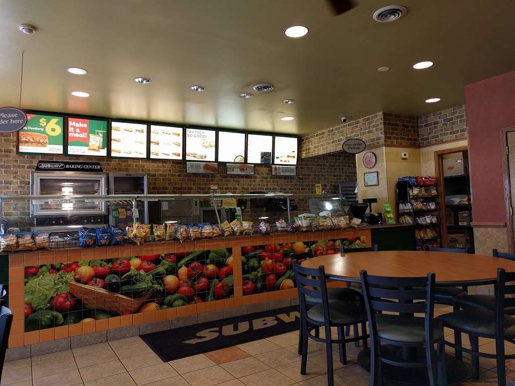 Subway Restaurants | 422 S Governors Hwy, Peotone, IL 60468 | Phone: (708) 258-6272