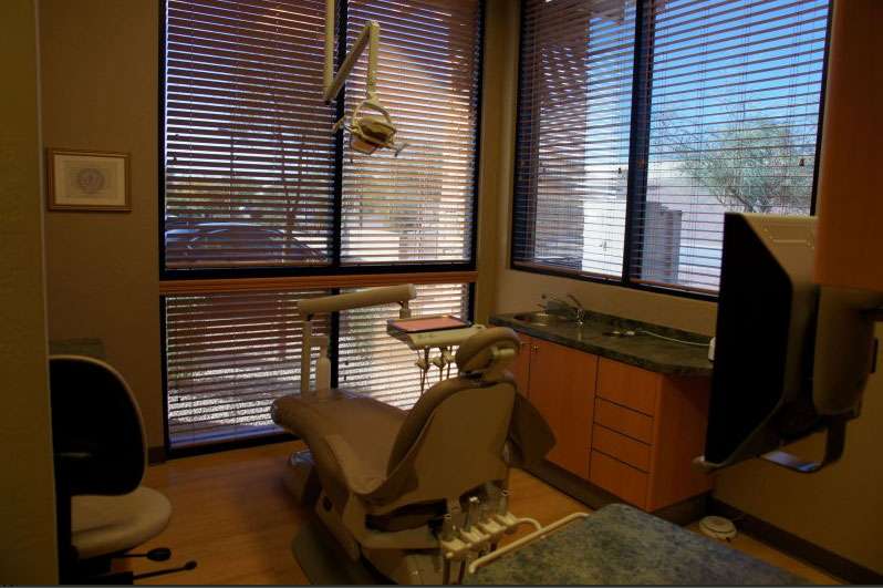 Malek Periodontics | 20100 N 51st Ave F650, Glendale, AZ 85308, USA | Phone: (623) 362-8969