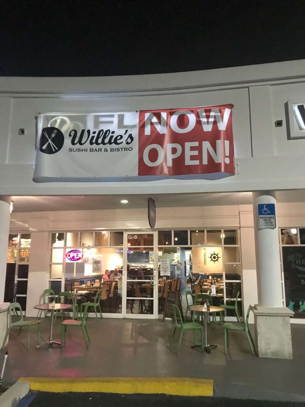 Willie’s Sushi Bar & Bistro | 5030 Champion Blvd Suite G-8, Boca Raton, FL 33496 | Phone: (561) 757-5810