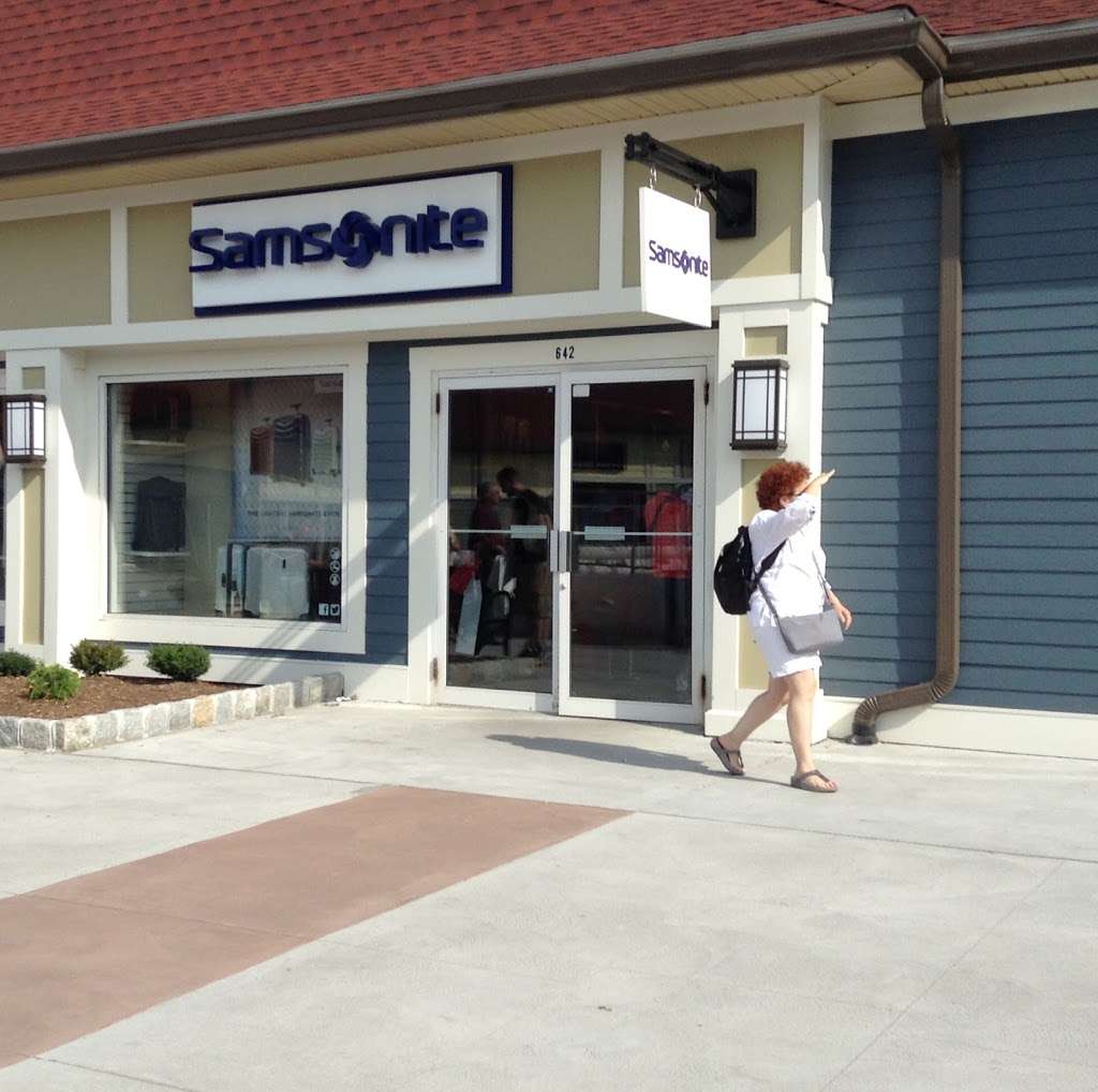 Samsonite | 642 Bluebird Ct, Central Valley, NY 10917 | Phone: (845) 928-4903