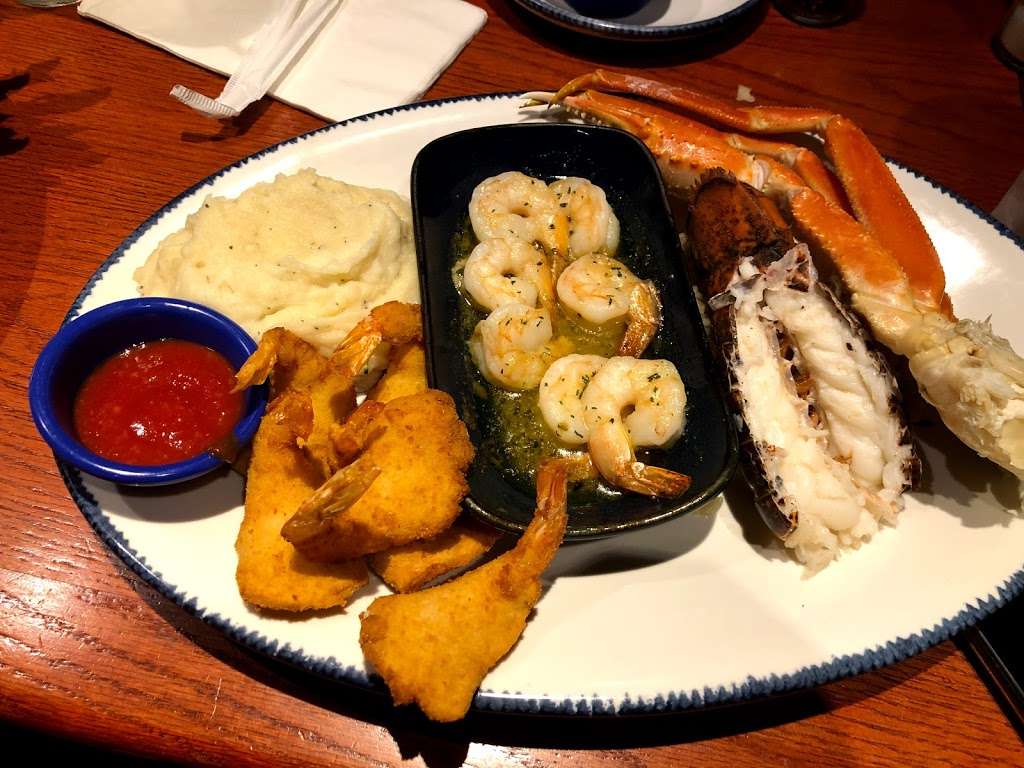 Red Lobster | 18446 I-45, Shenandoah, TX 77384, USA | Phone: (936) 271-2700