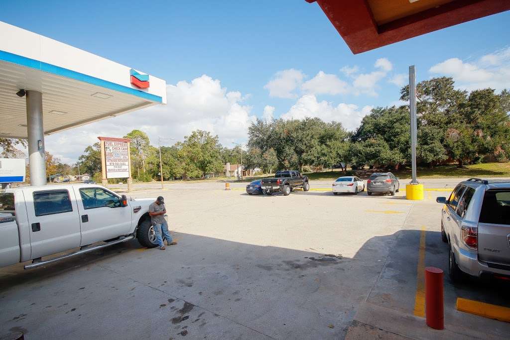 Fuel Express | 1925 13th St, Hempstead, TX 77445, USA | Phone: (979) 921-5199