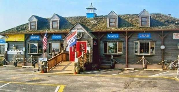 Pier House Restaurant | 2204 Central Ave, Seaside Park, NJ 08752, USA | Phone: (732) 830-2250