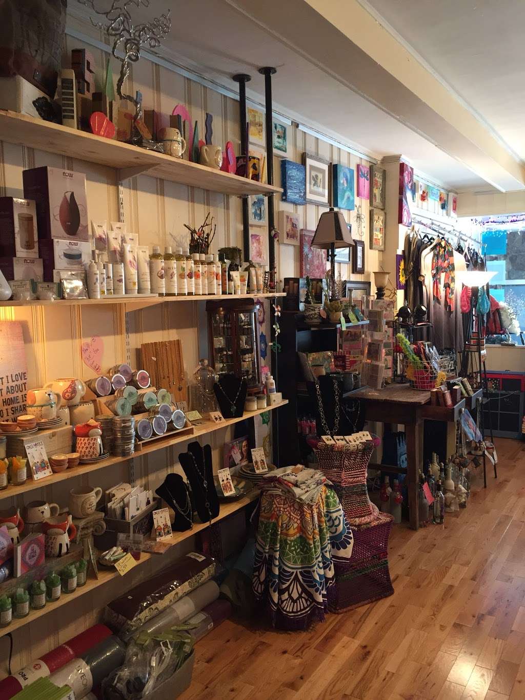 Lotus Moon Gallery & Yoga | 27 N Main St, Chambersburg, PA 17201, USA | Phone: (717) 360-9722