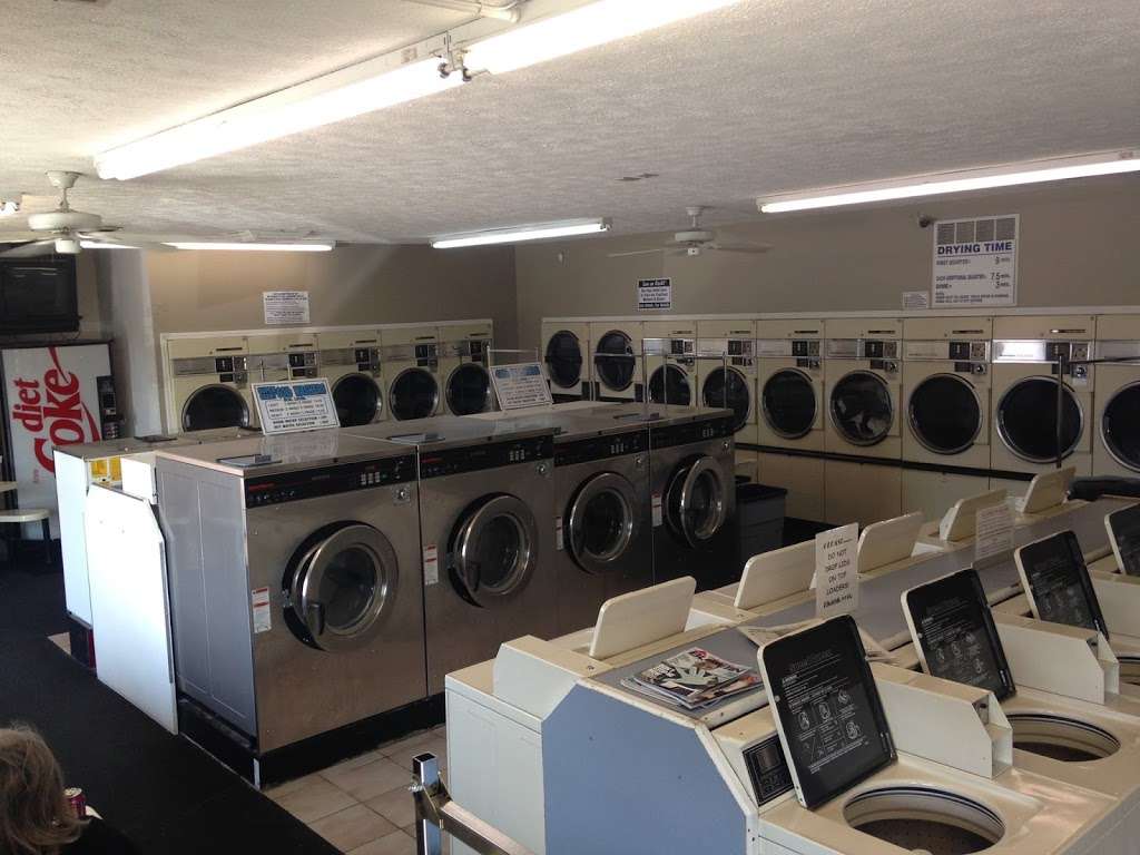 Laundry Works & Ultra Tanning | 2437 S Walnut Street Pike, Bloomington, IN 47401, USA | Phone: (812) 323-1111