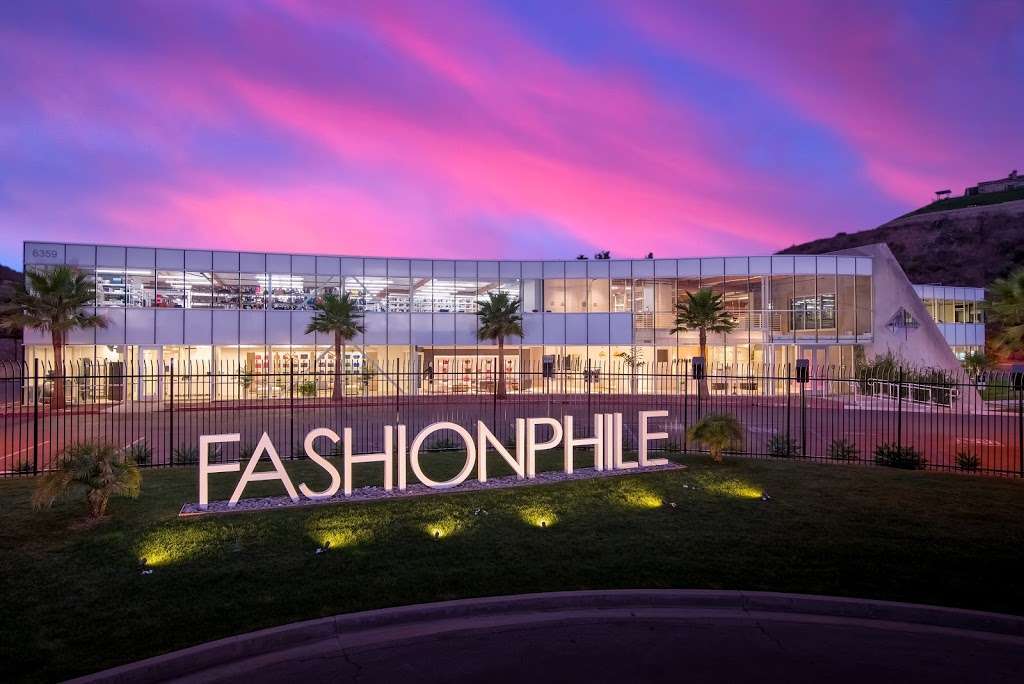 Fashionphile | 6359 Paseo Del Lago, Carlsbad, CA 92011, USA | Phone: (844) 619-8902