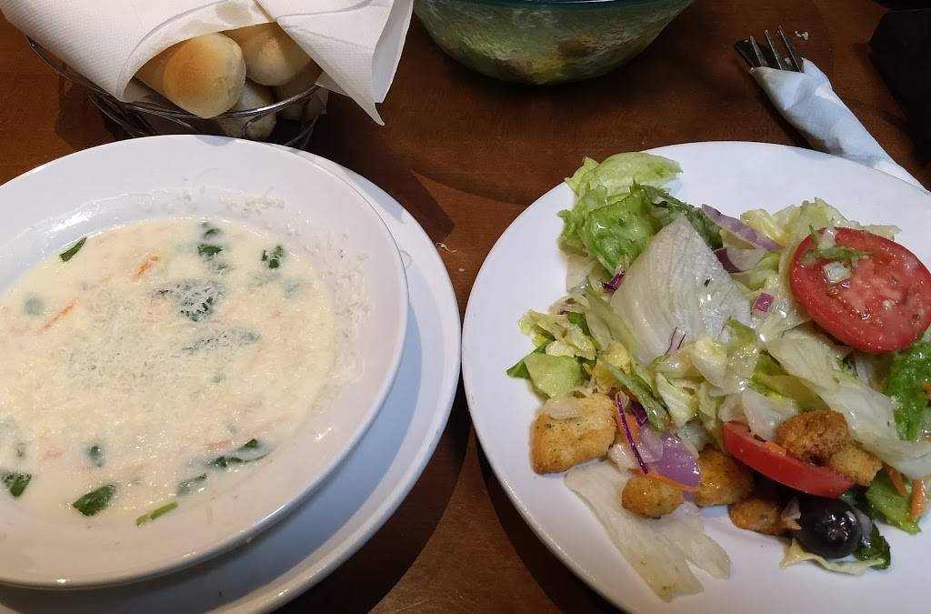 Olive Garden Italian Restaurant | 7889 W Bell Rd, Peoria, AZ 85382 | Phone: (623) 412-4955