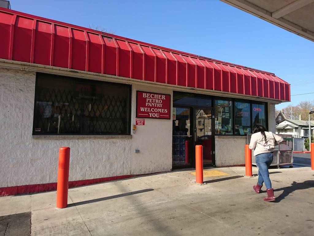 Becher Petro Pantry | 610 W Becher St, Milwaukee, WI 53215, USA | Phone: (414) 643-4820
