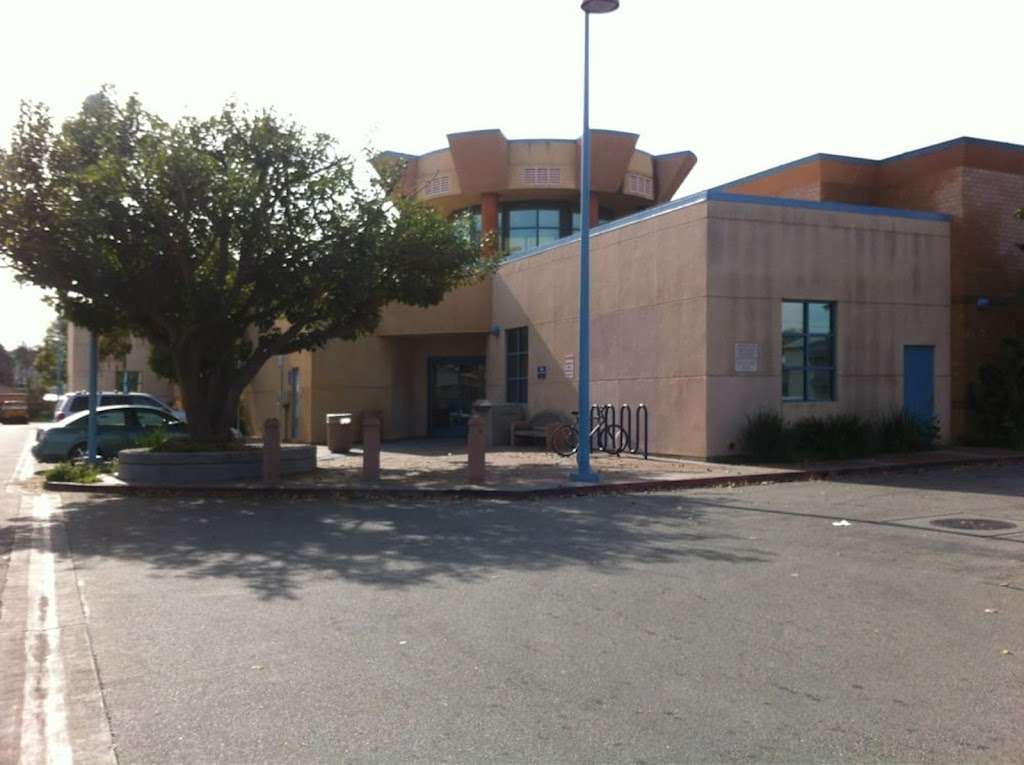 Baldwin Hills Branch Library | 2906 South La Brea Ave, Los Angeles, CA 90016, USA | Phone: (323) 733-1196