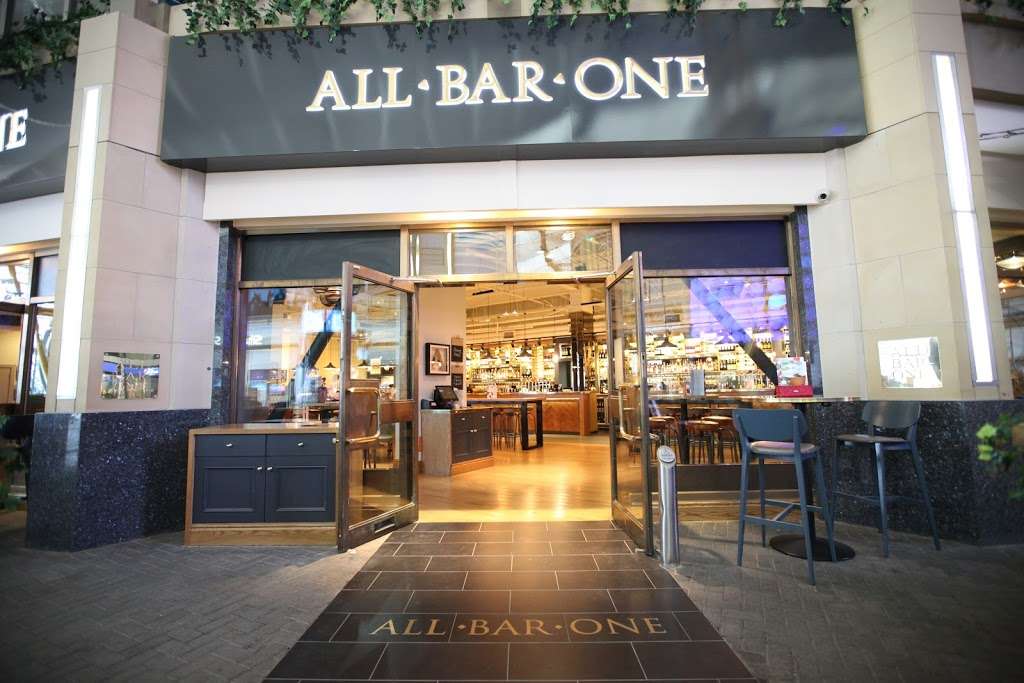All Bar One O2 | Unit 2, The O2, Greenwich, London SE10 0DX, UK | Phone: 020 8305 9522