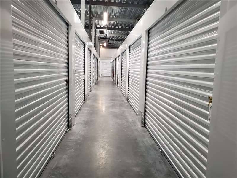 Extra Space Storage | 1323 N Maize Rd, Wichita, KS 67212 | Phone: (316) 867-0770