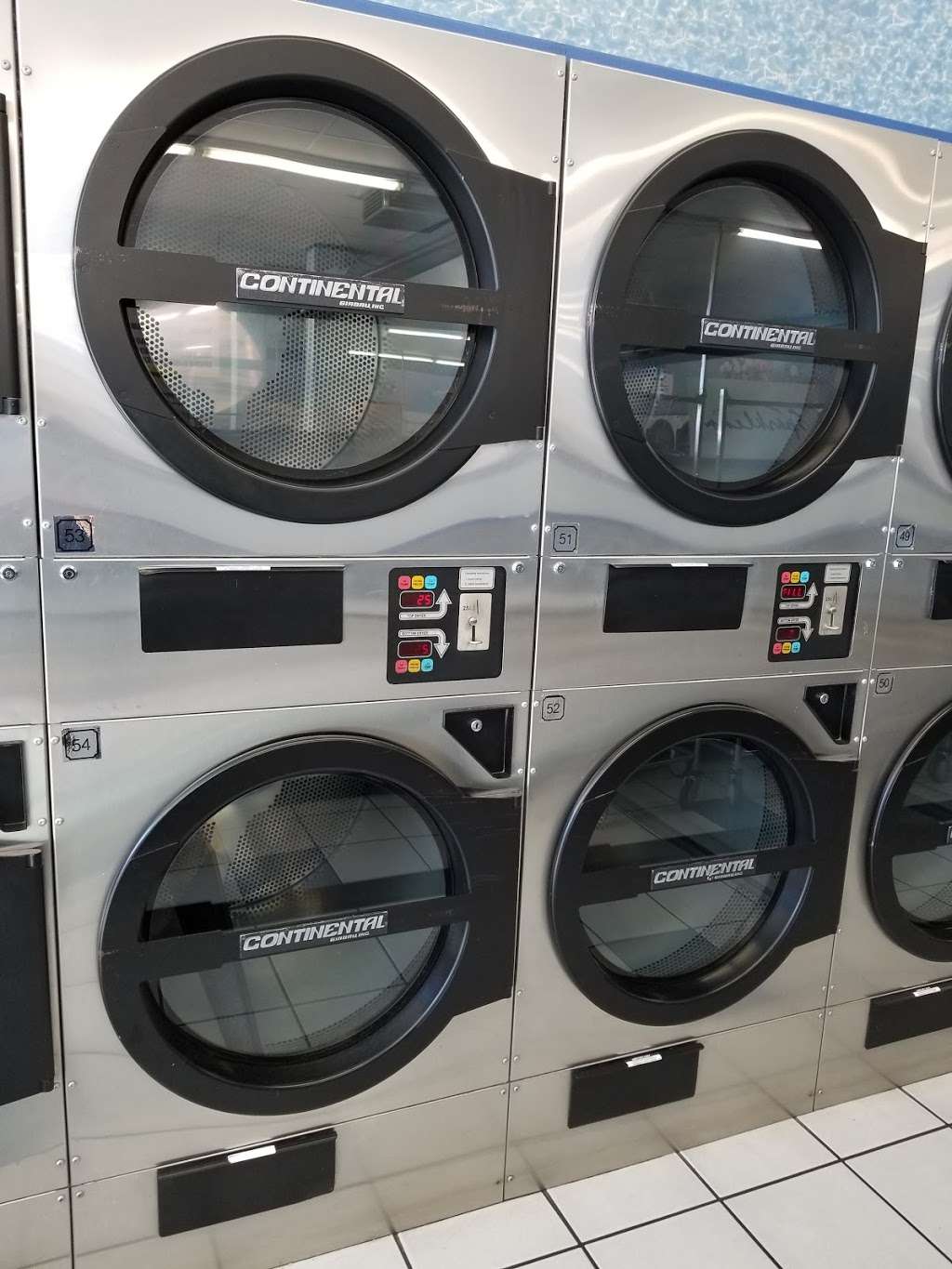 Laundry Lavanderia | 133 S Mednik Ave, East Los Angeles, CA 90022, USA