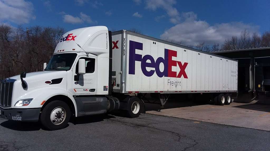 FedEx Freight | 164 W Wheat Rd, Vineland, NJ 08360, USA | Phone: (877) 792-6568