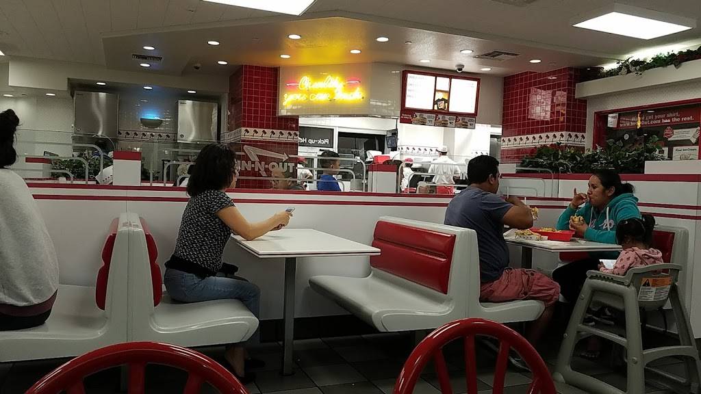 In-N-Out Burger | 12365 Seal Beach Blvd, Seal Beach, CA 90740, USA | Phone: (800) 786-1000