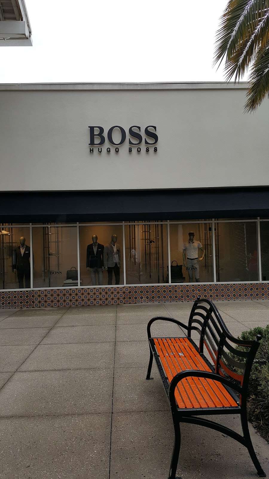 BOSS Outlet | 8200 Vineland Ave Ste #940, Orlando, FL 32821, USA | Phone: (407) 465-0660