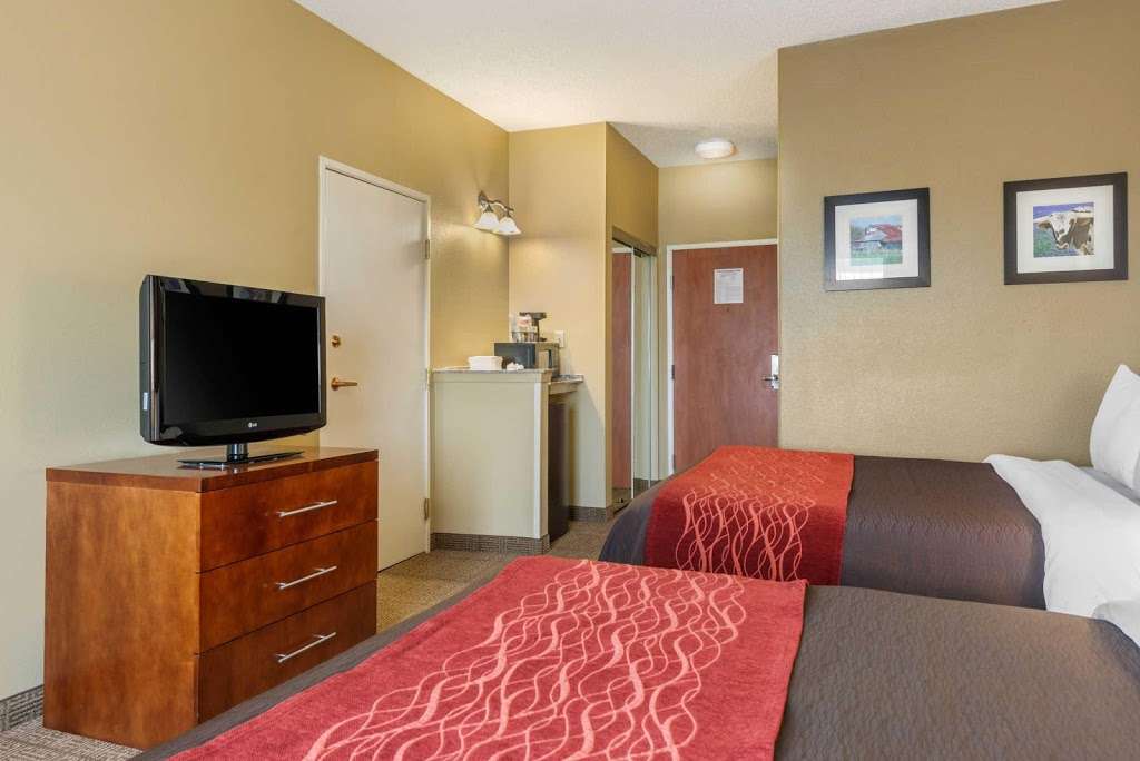 Comfort Inn Dfw Airport North | 5000 W John Carpenter Fwy, Irving, TX 75063, USA | Phone: (972) 929-5757