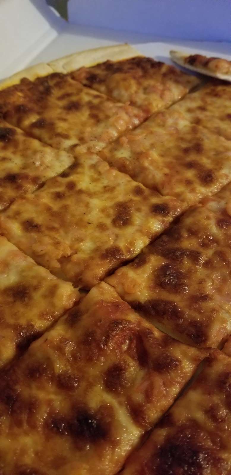 Chelys Pizza | 5905 W 35th St, Cicero, IL 60804 | Phone: (708) 780-7220