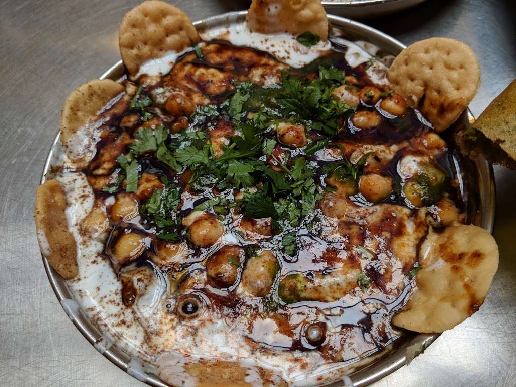 Viks Chaat | 2390 Fourth St, Berkeley, CA 94710, USA | Phone: (510) 644-4412