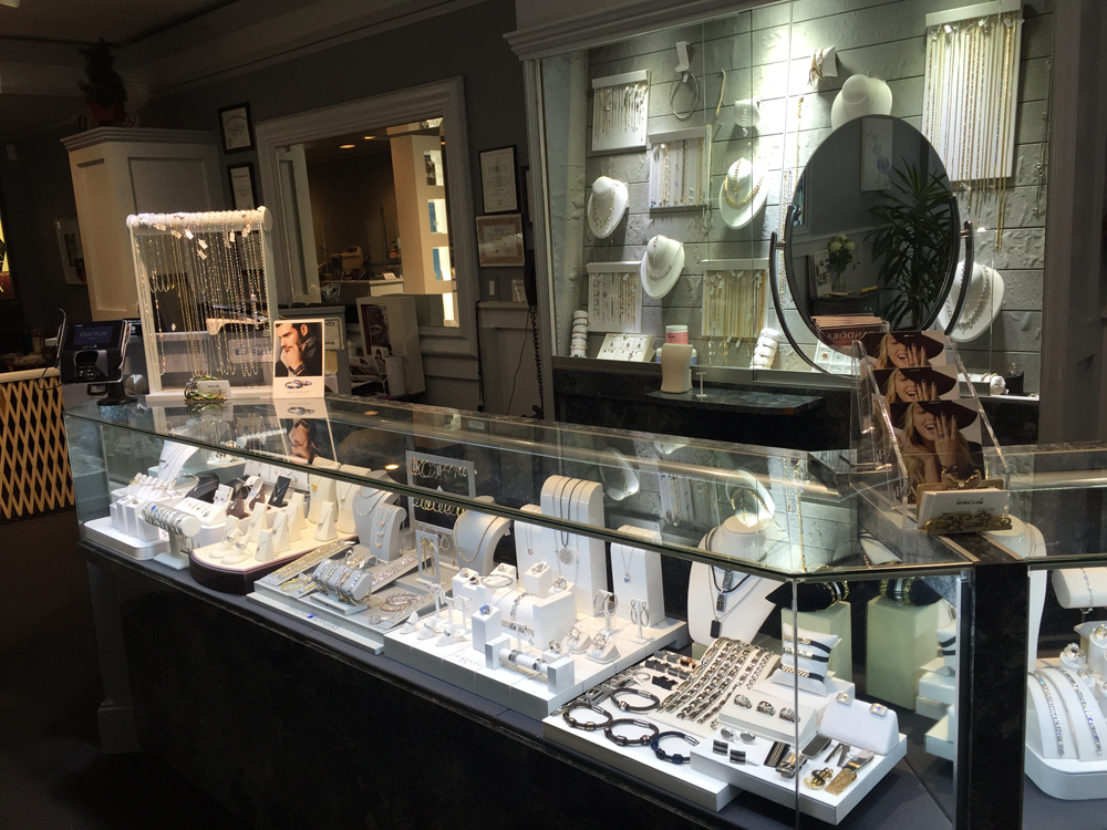 Berne Jewelers Inc | 1674 Merrick Rd, Merrick, NY 11566 | Phone: (516) 546-2600