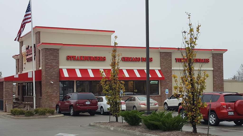 Freddys Frozen Custard & Steakburgers | 5150 N Oak Trafficway, Kansas City, MO 64118, USA | Phone: (816) 599-2626