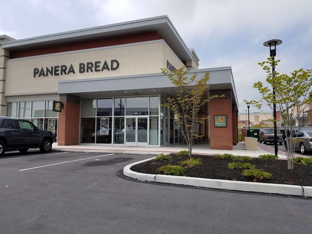 Panera Bread | 1075 W E Baltimore Pike, Media, PA 19063, USA | Phone: (610) 892-3753