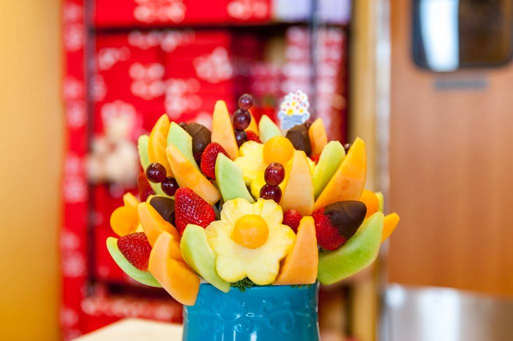 Edible Arrangements | 330-B S Hamilton Rd, Gahanna, OH 43230, USA | Phone: (614) 532-6125