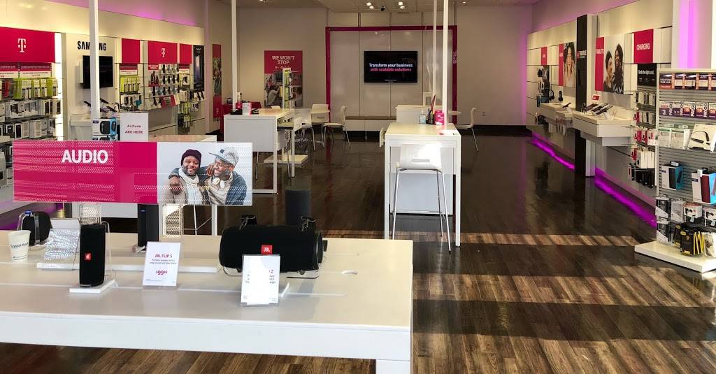 T-Mobile | 2190 Walden Ave #900, Cheektowaga, NY 14225, USA | Phone: (716) 684-1720