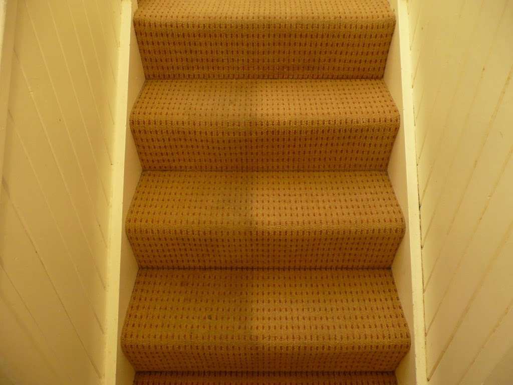Carpet Cleaning Chislehurst - Carpet Bright UK | 8 Edgehill Rd, Chislehurst BR7 6LB, UK | Phone: 020 3519 0490