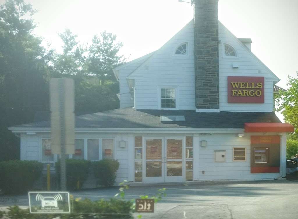 Wells Fargo Bank | 402 Lancaster Ave, Haverford, PA 19041 | Phone: (610) 645-1660
